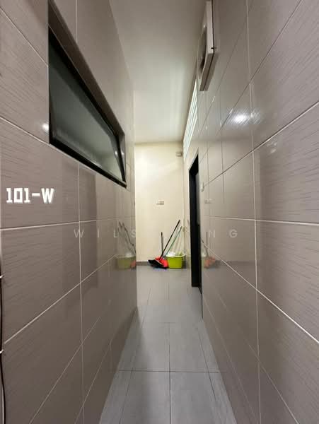 Rumah Teres 2 Tingkat untuk Dijual di Bandar Bukit Raja (Klang) - Wilson Ng - Corridor - PropertyGuru.com.my