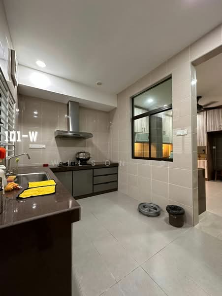 Rumah Teres 2 Tingkat untuk Disewa di Bandar Bukit Raja (Klang) - Wilson Ng - Kitchen - PropertyGuru.com.my