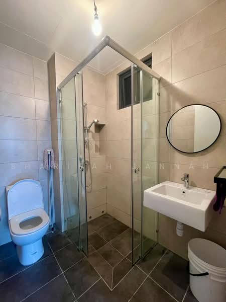 Servis Apartment untuk Disewa di Sunway Avila Residences - Sharifah Jannah - Bathroom - PropertyGuru.com.my