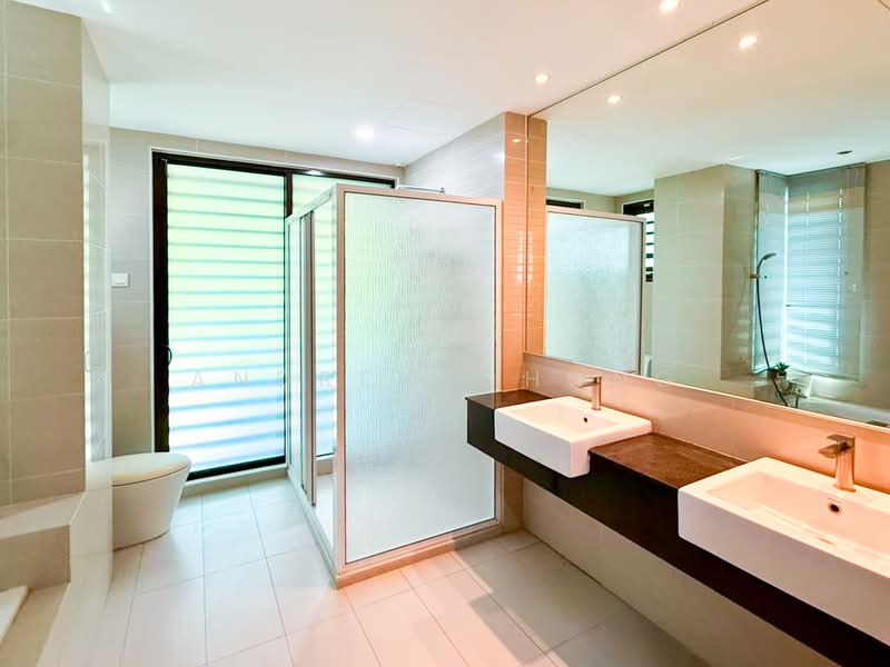 Bungalow for Sale in Batu Ferringhi (Penang) - Andrew Chong - Bathroom - PropertyGuru.com.my