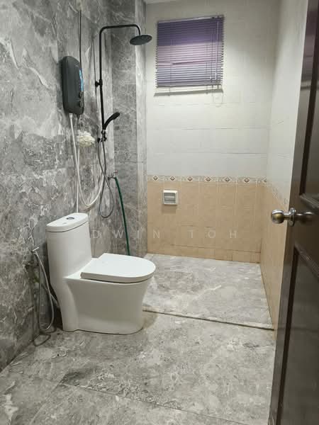 Rumah Berkembar untuk Dijual di Taman Impian Emas (Skudai) - Edwin Toh - Bathroom - PropertyGuru.com.my