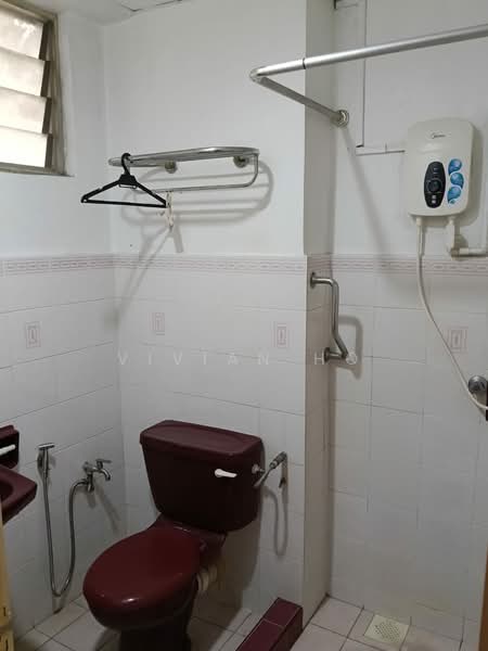 Kondominium untuk Dijual di Kelana Puteri - Vivian Ho - Bathroom - PropertyGuru.com.my