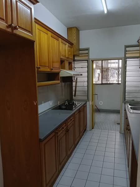 Kondominium untuk Dijual di Kelana Puteri - Vivian Ho - Kitchen - PropertyGuru.com.my