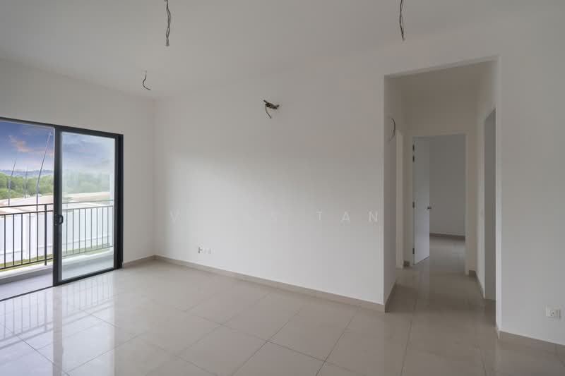 Townhouse for Sale in Setia Alam (Selangor) - Vitas Tan - Living Room - PropertyGuru.com.my
