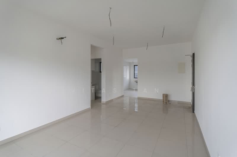 Townhouse for Sale in Setia Alam (Selangor) - Vitas Tan - Living Room - PropertyGuru.com.my