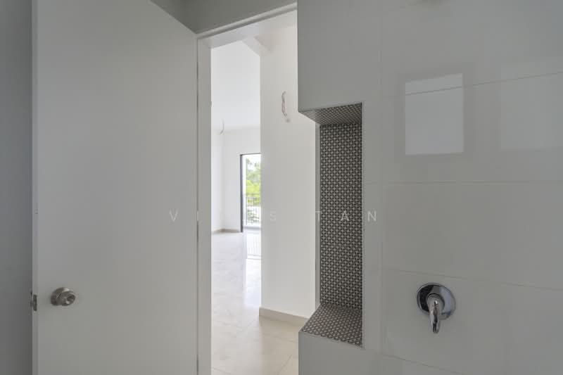 Townhouse for Sale in Setia Alam (Selangor) - Vitas Tan - Bathroom - PropertyGuru.com.my