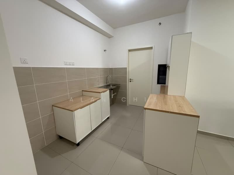 Kediaman Servis untuk Disewa di D'Clover Residences - Alan Chia - Kitchen - PropertyGuru.com.my