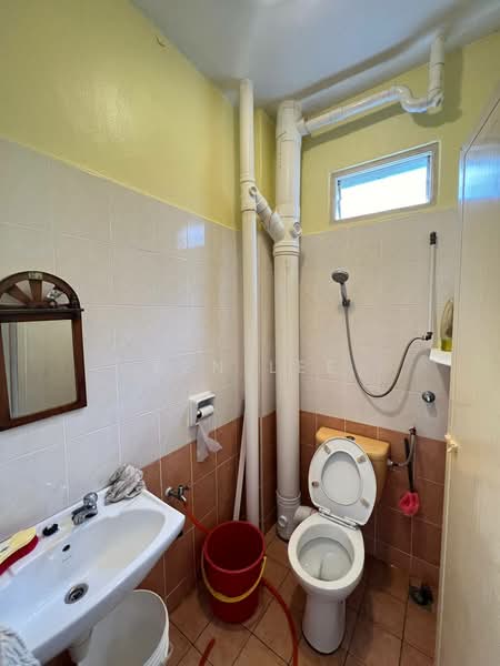 Pangsapuri untuk Disewa di Asia Heights - Ben Lee - Bathroom - PropertyGuru.com.my
