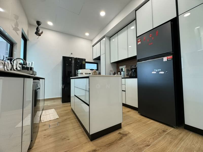 Rumah Teres 2-Tingkat untuk Dijual di Setia Alam (Selangor) - Wilson Ng - Kitchen - PropertyGuru.com.my