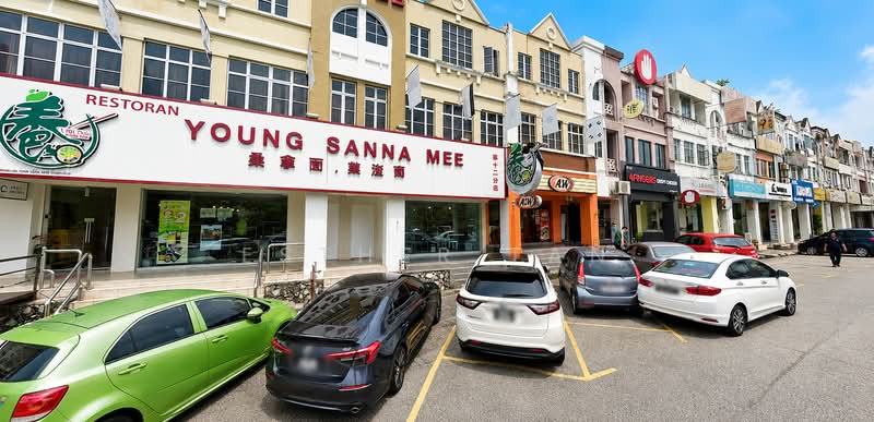 Shop for Rent in Taipan Business Centre (Subang Jaya) - Esther Tan - Exterior - PropertyGuru.com.my