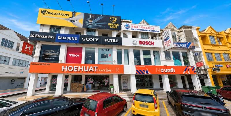 Shop for Rent in Taipan Business Centre (Subang Jaya) - Esther Tan - Exterior - PropertyGuru.com.my