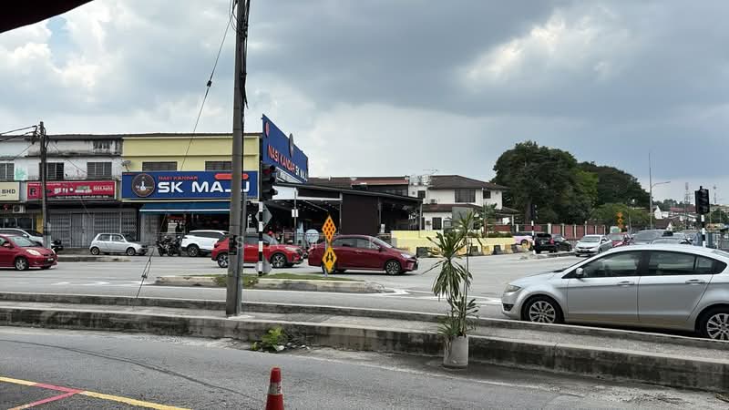 Shop for Rent in Petaling Jaya (Selangor) - SAM KIAT - Exterior - PropertyGuru.com.my