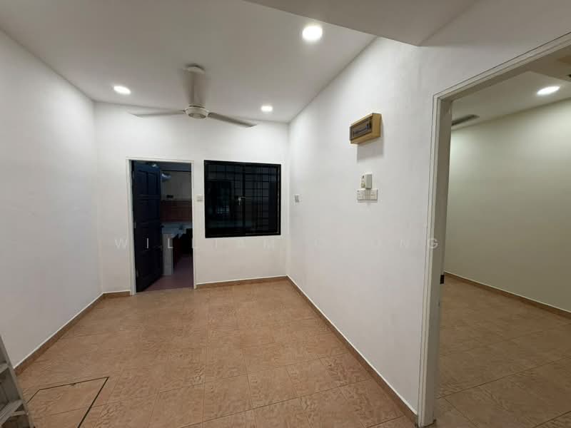 1-storey Terraced House for Sale in Taman Saujana Indah (Bukit Katil) - William Chong - Interior - PropertyGuru.com.my