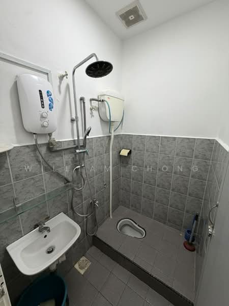 1-storey Terraced House for Sale in Taman Saujana Indah (Bukit Katil) - William Chong - Bathroom - PropertyGuru.com.my