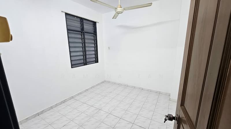 2-storey Terraced House for Sale in Taman Cheng Baru (Cheng) - Ramona Tan - Interior - PropertyGuru.com.my