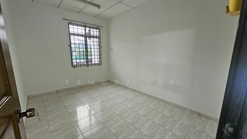 2-storey Terraced House for Sale in Taman Cheng Baru (Cheng) - Ramona Tan - Interior - PropertyGuru.com.my