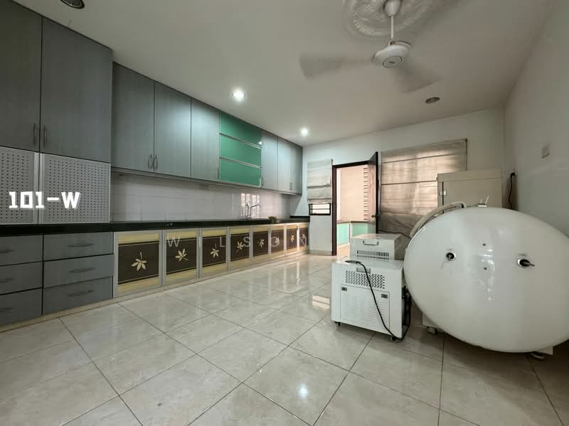 Rumah Berkembar untuk Dijual di Taman Aman Perdana (Kapar) - Wilson Ng - Kitchen - PropertyGuru.com.my