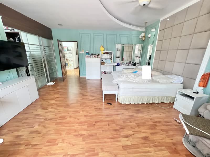 Rumah Banglo untuk Dijual di Bandar Putra Permai (Seri Kembangan) - Zul Arif - Bedroom - PropertyGuru.com.my