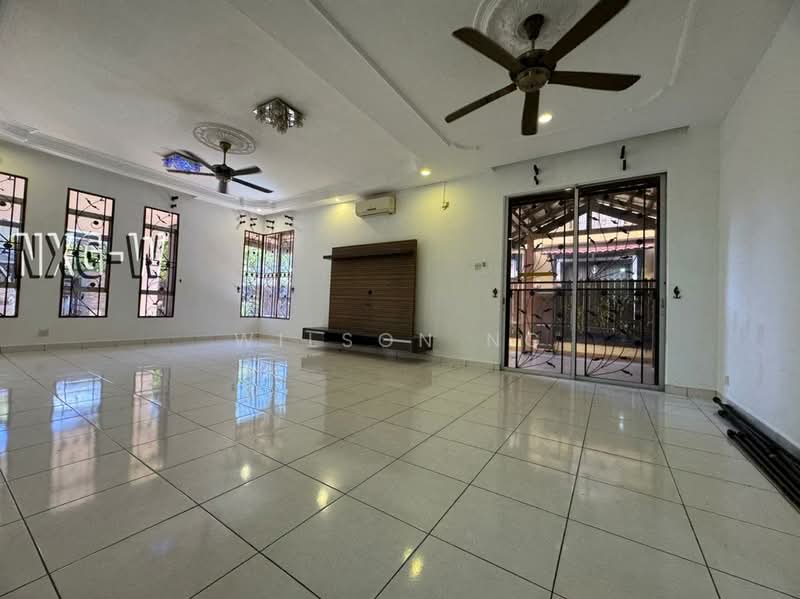 Rumah Berkembar untuk Dijual di Taman Aman Perdana (Kapar) - Wilson Ng - Living Room - PropertyGuru.com.my