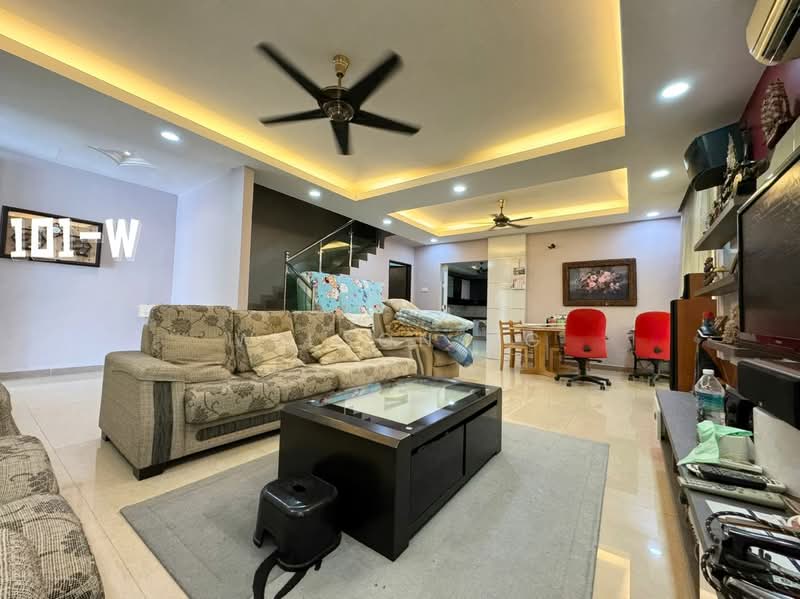 Rumah Berkembar untuk Dijual di Taman Aman Perdana (Kapar) - Wilson Ng - Living Room - PropertyGuru.com.my