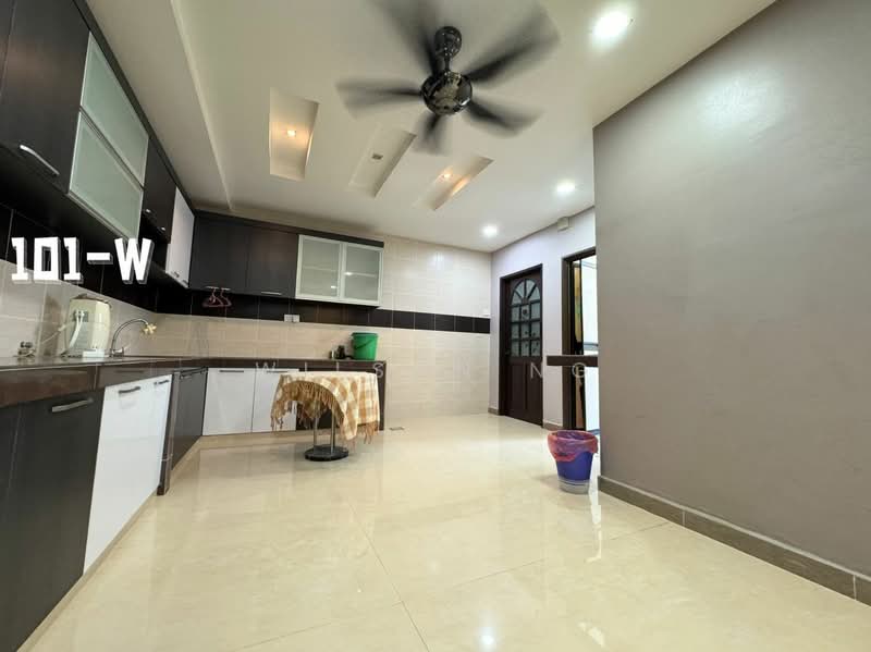 Rumah Berkembar untuk Dijual di Taman Aman Perdana (Kapar) - Wilson Ng - Kitchen - PropertyGuru.com.my