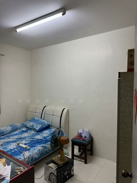 Rumah Teres 2.5 Tingkat untuk Disewa di Taman Tanjung Indah (Butterworth) - Boon Haw Ooi - Bedroom - PropertyGuru.com.my