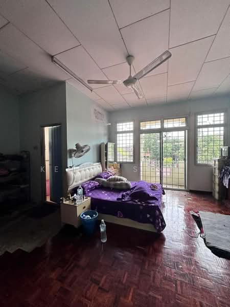 Rumah Teres 2 Tingkat untuk Dijual di Taman Tiong Mas (Simpang Ampat) - Kelvin Seow - Bedroom - PropertyGuru.com.my