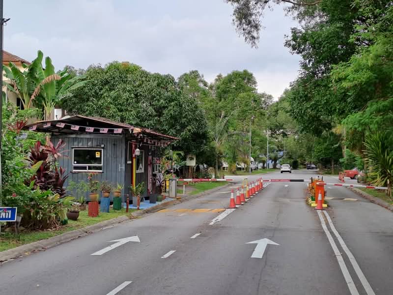 Rumah Teres 2.5 Tingkat untuk Dijual di Taman Amanputra (Puchong) - Harry Lee - Exterior - PropertyGuru.com.my