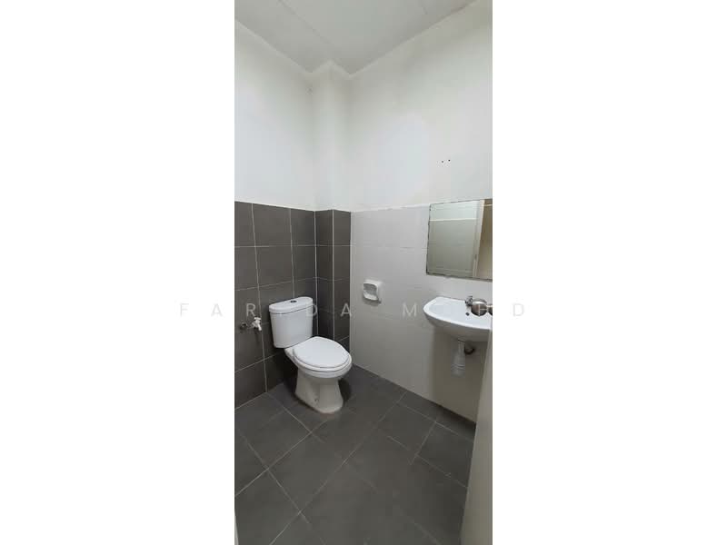 Semi-Detached House for Sale in Shah Alam (Selangor) - Farida Mohd - PropertyGuru.com.my