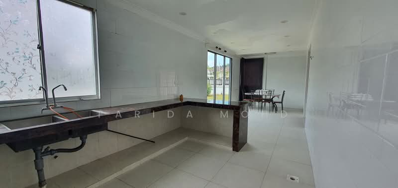 Semi-Detached House for Sale in Shah Alam (Selangor) - Farida Mohd - PropertyGuru.com.my