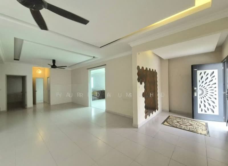 Semi-Detached House for Sale in Shah Alam (Selangor) - Farida Mohd - PropertyGuru.com.my