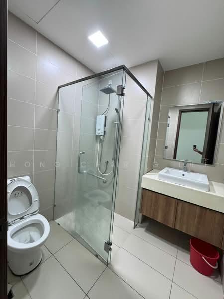 Servis Apartment untuk Disewa di Green Haven - Hong Charng Lee - Bathroom - PropertyGuru.com.my