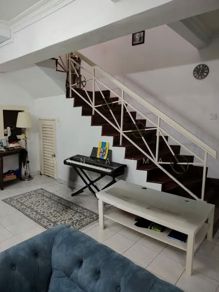 2-storey Terraced House for Sale in Subang Bestari (Shah Alam) - Wan Azima - Living Room - PropertyGuru.com.my