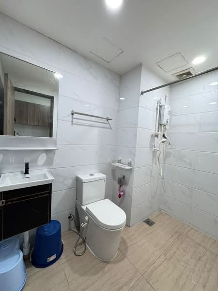 Service Residence for Rent at Country Garden Central Park - Hong Charng Lee - Bathroom - PropertyGuru.com.my