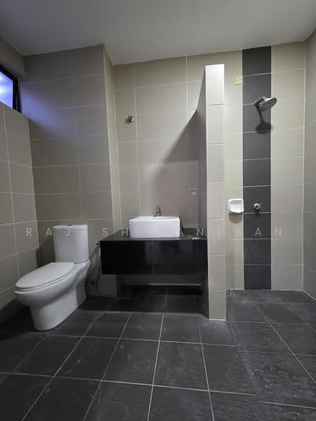 Rumah Teres 2-Tingkat untuk Dijual di Rawang (Selangor) - Rajesh Kanesan - Bathroom - PropertyGuru.com.my