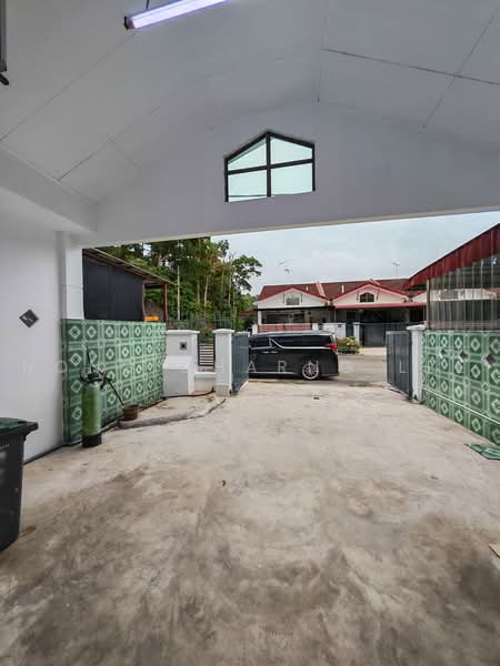 Rumah Teres 1 Tingkat untuk Disewa di Ulu Tiram (Johor) - Hong Charng Lee - Exterior - PropertyGuru.com.my