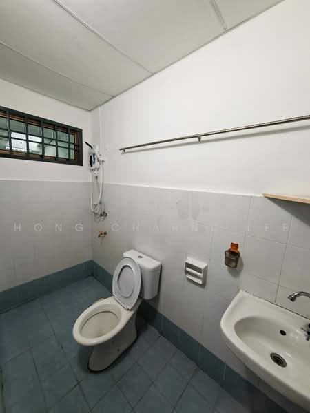 Rumah Teres 1 Tingkat untuk Disewa di Ulu Tiram (Johor) - Hong Charng Lee - Bathroom - PropertyGuru.com.my