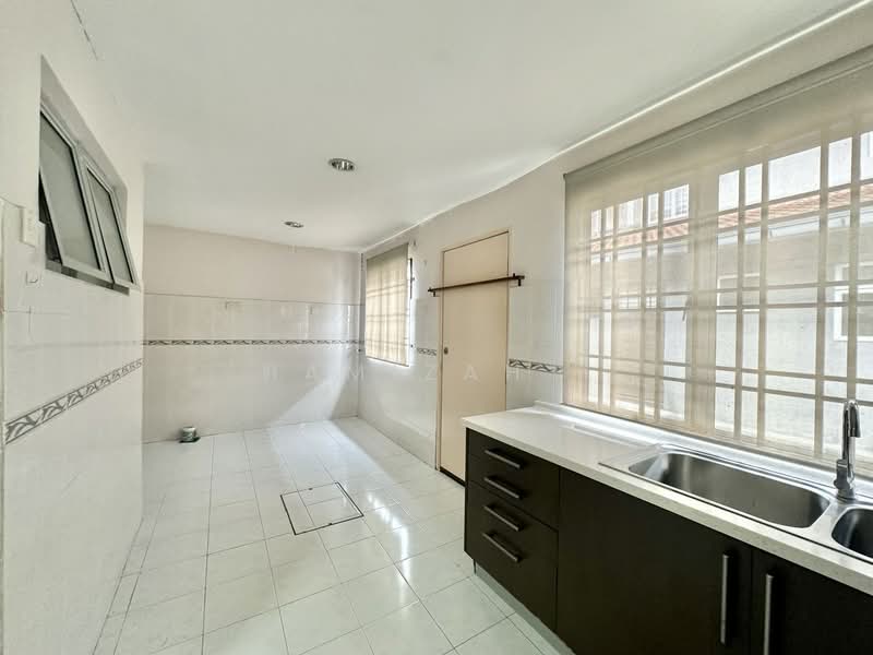 Rumah Teres 2-Tingkat untuk Dijual di Bandar Putra Height (Subang Jaya) - Hamizah . - PropertyGuru.com.my
