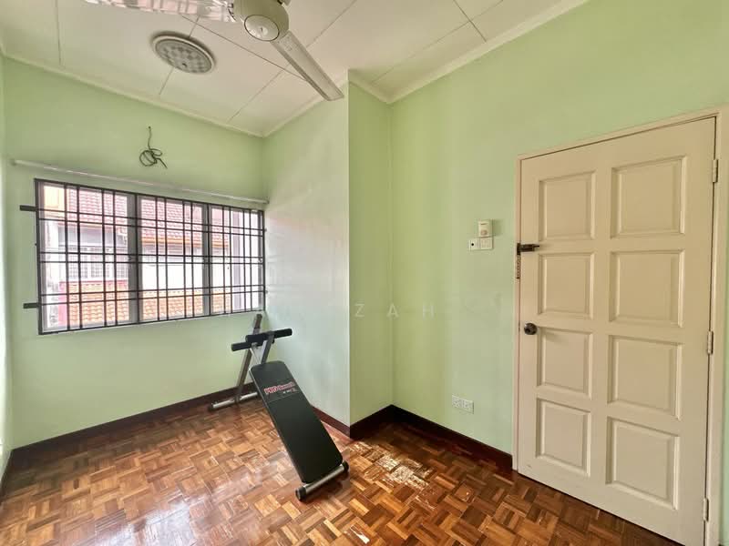 Rumah Teres 2-Tingkat untuk Dijual di Bandar Putra Height (Subang Jaya) - Hamizah . - PropertyGuru.com.my