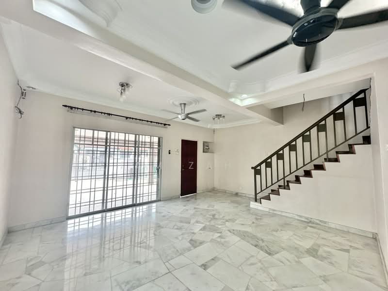 Rumah Teres 2-Tingkat untuk Dijual di Bandar Putra Height (Subang Jaya) - Hamizah . - PropertyGuru.com.my