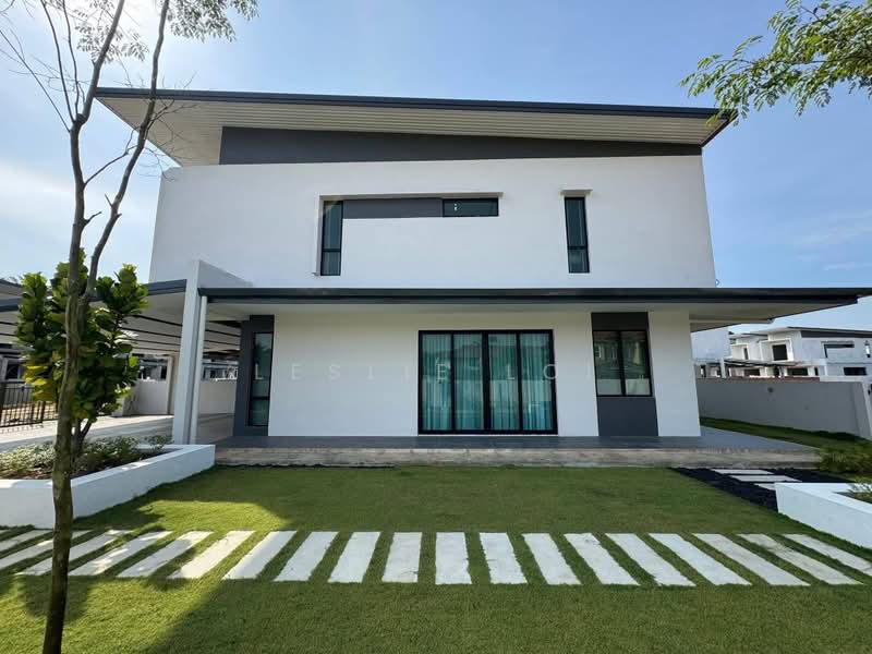 2-storey Terraced House for Sale in Muara Tuang (Samarahan) - Leslie Loi - Exterior - PropertyGuru.com.my
