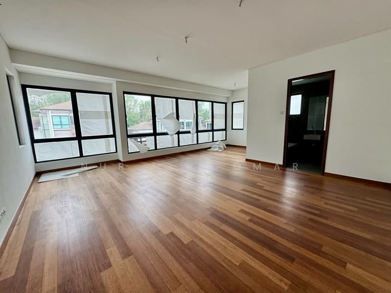Bungalow House untuk Dijual di Subang Bestari (Shah Alam) - Nur Alia Omar - Living Room - PropertyGuru.com.my