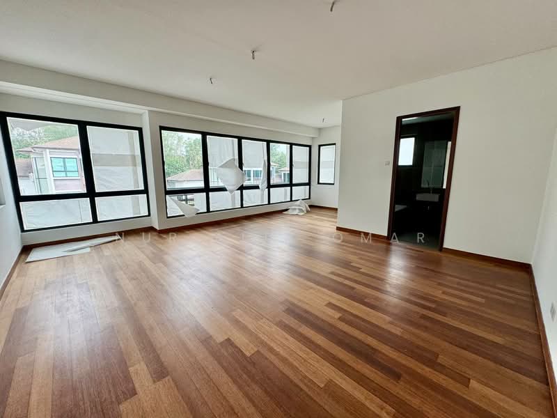Bungalow House untuk Dijual di Subang Bestari (Shah Alam) - Nur Alia Omar - Living Room - PropertyGuru.com.my
