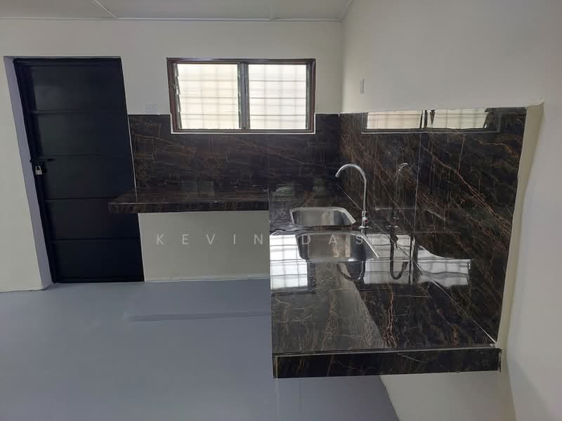 1-storey Terraced House for Rent in Seksyen 8 (Petaling Jaya) - Kevin Dass - Kitchen - PropertyGuru.com.my