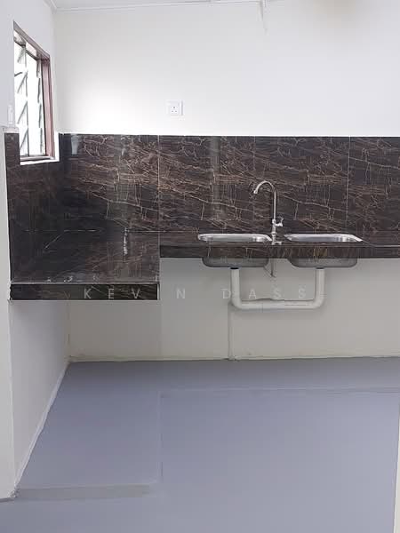 1-storey Terraced House for Rent in Seksyen 8 (Petaling Jaya) - Kevin Dass - Kitchen - PropertyGuru.com.my