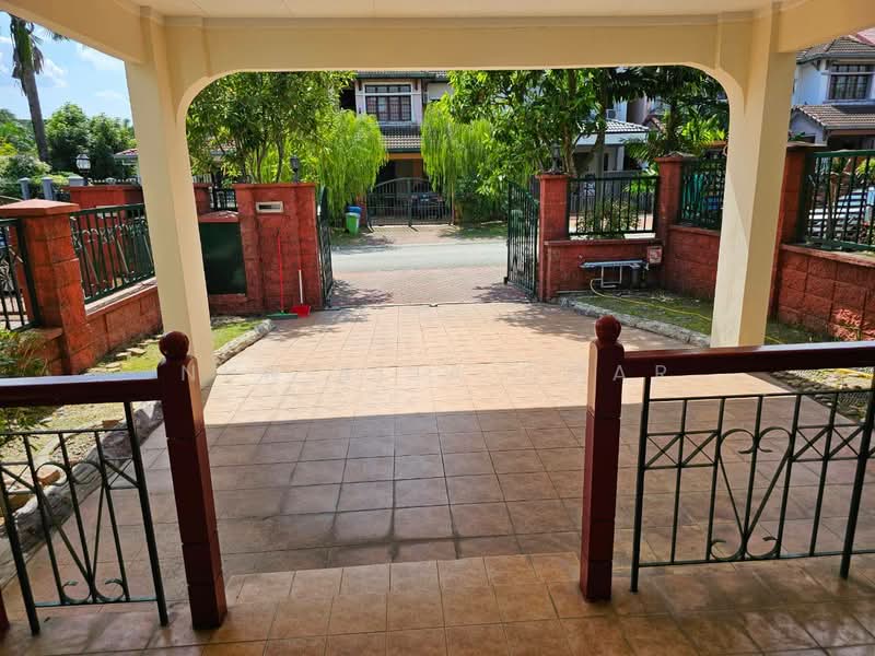 Rumah Teres 2-Tingkat untuk Dijual di Bukit Jelutong (Shah Alam) - Nur Alia Omar - Exterior - PropertyGuru.com.my