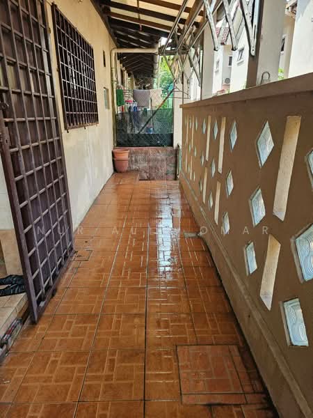 Rumah Teres 2-Tingkat untuk Dijual di Bukit Jelutong (Shah Alam) - Nur Alia Omar - Exterior - PropertyGuru.com.my