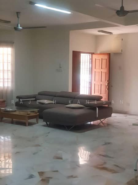 Rumah Banglo untuk Dijual di Rawang (Selangor) - Rajesh Kanesan - Living Room - PropertyGuru.com.my