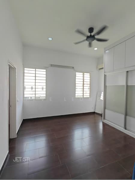 Rumah Berkembar untuk Dijual di Setia Damai (Setia Alam) - Steve Leong . - PropertyGuru.com.my
