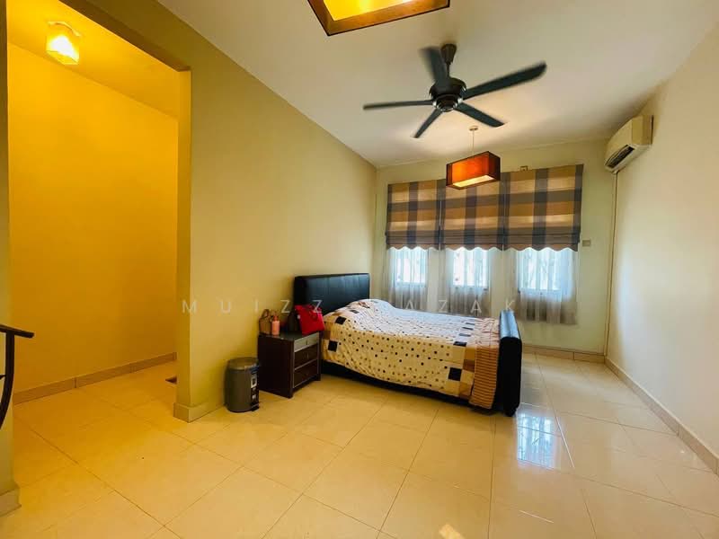 Rumah Banglo untuk Dijual di Bandar Enstek (Negeri Sembilan) - Muizz Razak - PropertyGuru.com.my